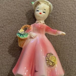 Vintage Japan Lady with Flowers figurine